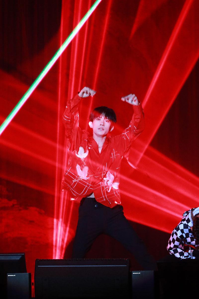 易烊千玺声动成都：用声音为世运会点燃城市激情(图2)