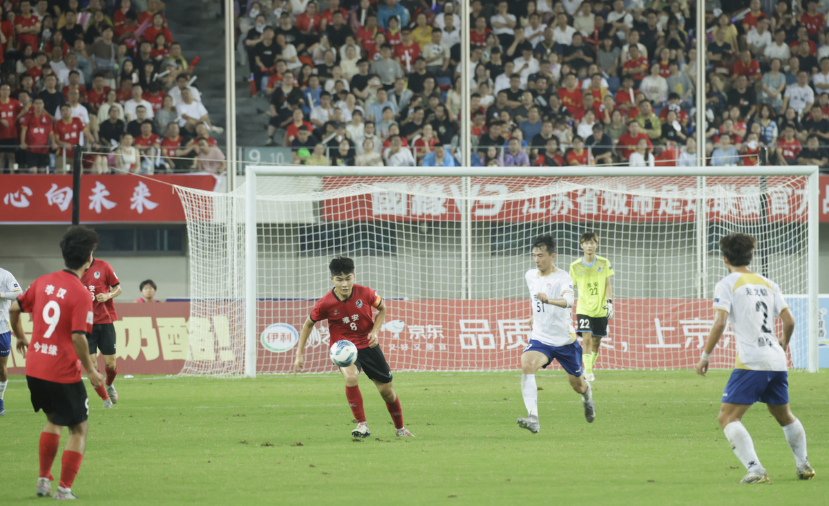 "苏超式"足球联赛席卷全国：业余足球赛事掀全民狂欢新浪潮  (图3)