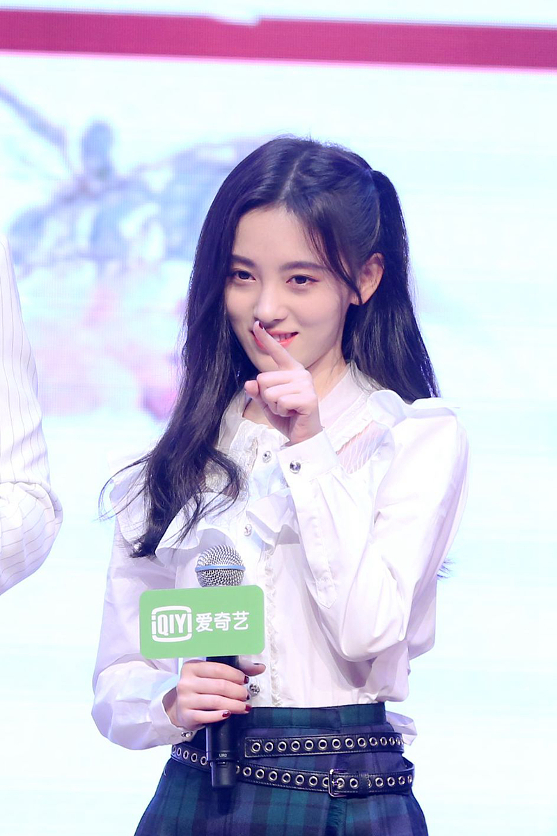 鞠婧祎陈都灵词条大战中的流量经济学(图1)