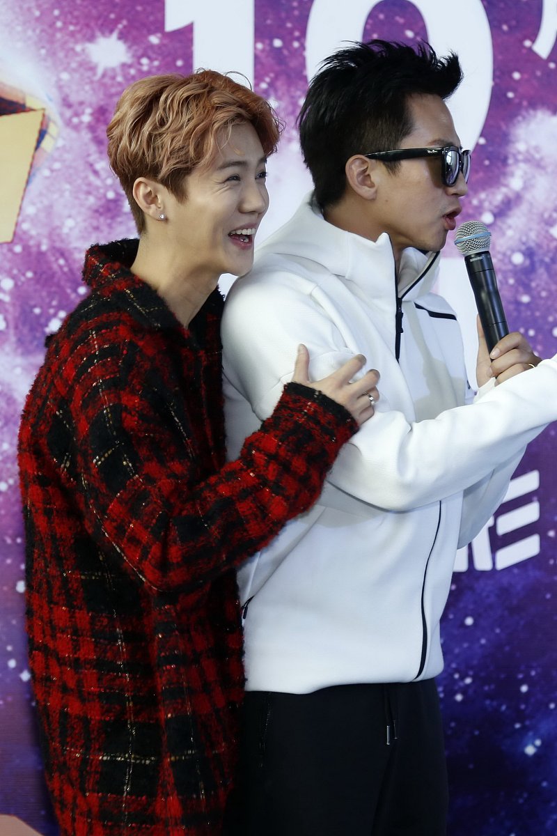 邓超陈赫鹿晗同框：直男审美VS男爱豆颜值的终极对决(图4)