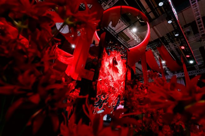 BW2026人气断层！《以闪亮之名》这波国风展台又双叒杀疯了(图4)